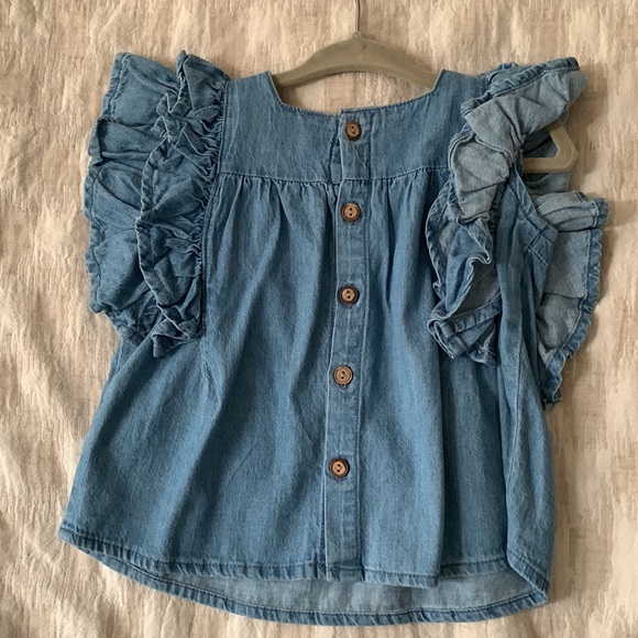 ❤️ Denim Ruffle Top Button Shirt Girls Toddler Kiwi Brand 6-12 Jean Chambray - Picture 5 of 6